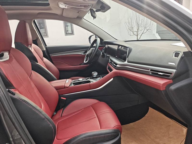 2023 Changan CS75 PLUS - Stylish & Spacious SUV - Image 7