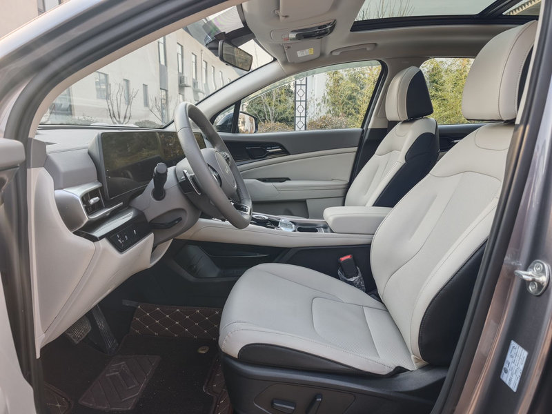 2023 Kia Sportage - Premium Condition SUV - Image 7