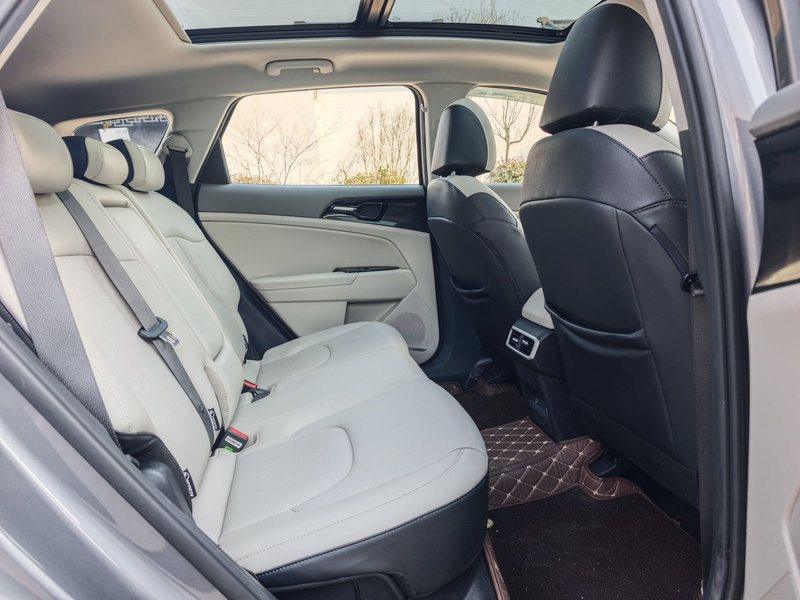 2023 Kia Sportage - Premium Condition SUV - Image 8